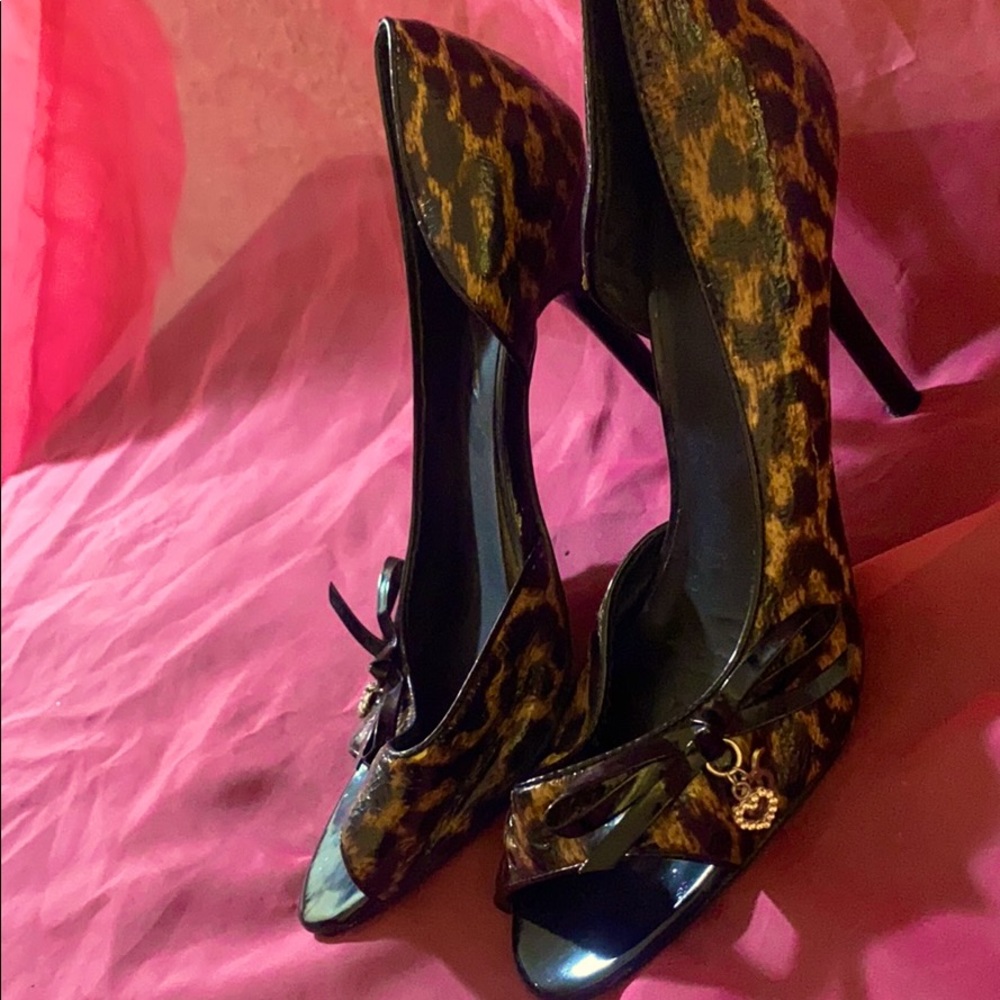Open toed cheetah heels